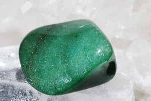 AVENTURINE | PROSPERITY AND FINANCIAL INDEPENDENCE