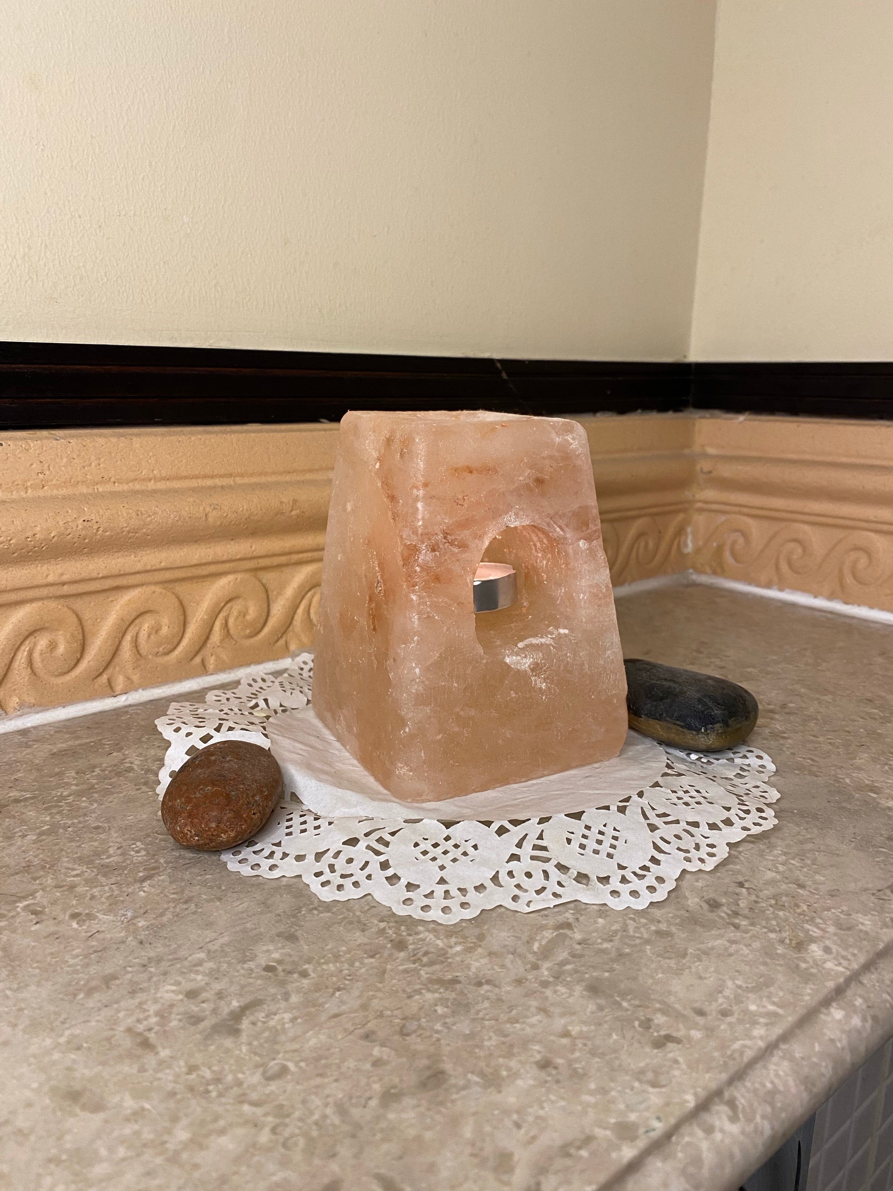 100% Himalayan salt castle shape